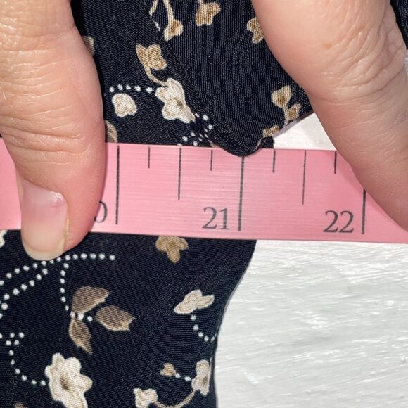 Vintage Erika Black Floral Short Sleeve Button Front Maxi Dress Grunge Everyday - Picture 8 of 9